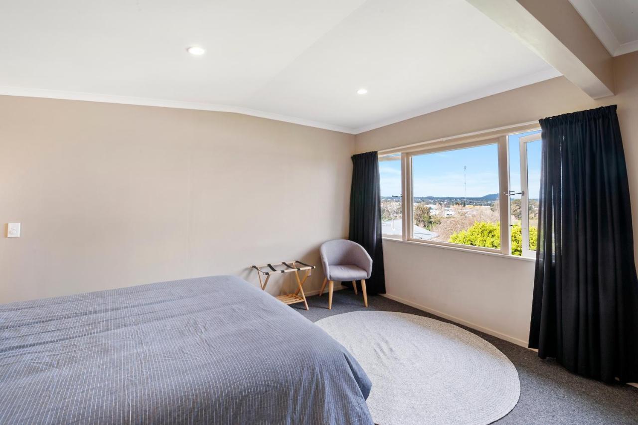 Kaihua Lookout - Taupo Holiday Home Экстерьер фото